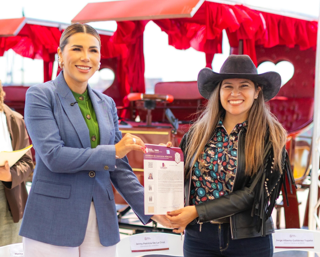 Governor Marina del Pilar handed over ten electric carriages to local drivers